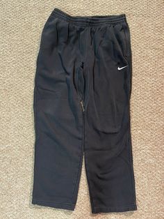 Mens Large Black Nike Sweat Pants. Condition is "Pre-owned". Shipped with USPS Priority Mail. Sweat Pants For Men, Hype Clothing, Athletic Clothes, Nike Sweats, Black Sweatpants, Pants For Men, Black Nike, Athletic Outfits, Sweat Pants