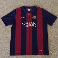 Football Jersey Barcelona, Vintage Barcelona Jersey, Soccer Wishlist, Football Essentials, Fcb Jersey, Barcelona Tshirt, Jerseys Outfit, Aesthetic Jersey, Jersey Aesthetic