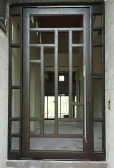 Puerta casa Iron Security Doors, Porte In Ferro, Modern Entry Door, Metal Front Door, Iron Front Door, Metal Doors Design, Steel Door Design, Iron Door Design