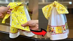 two pictures showing how to tie a kitchen towel with an oven mitt and cleaning cloth