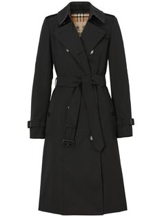 jet black cotton classic lapels belted waist double-breasted button fastening long sleeves belted cuffs Burberry Trench Coat Women Classy, Wool Coat Burberry, Burberry Women Trenchcoat, Burberry Kensington Trench Coat, Burberry Trench Coat Black, Burberry Classic, Burberry Coat, Burberry Vintage, Trench Coat Black