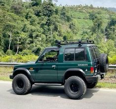 Pajero Off Road, Mobil Off Road, Air Jordan High, Sneakers Air Jordan, Jimny Suzuki, Adventure Car, Image Swag, Suzuki Samurai, Hulk Marvel