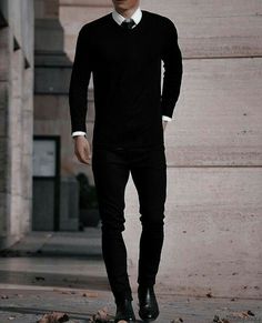 Formal Ideas, Black Outfit Men, Man In Black, Classy Outfits Men, Men Fashion Casual Shirts, Stylish Men Casual, Men Stylish Dress, Mens Casual Dress Outfits