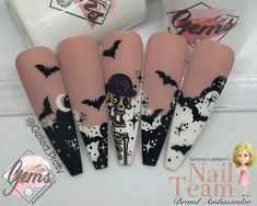 Halloween Nail Design, Bride Halloween, Dead Bride, Nail Art Decals, Edgy Nails, Gel Nail Design, Halloween Nail Designs, Halloween Nail