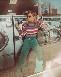 80’s Aesthetic, Retro Photoshoot, 70’s Aesthetic, Look 80s, Mode Hippie, Fotografi Digital, 70s Inspired Fashion, 70s Outfits