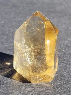 Citrine Measurements:  27 x 17 x 12 mm. Weight: 14.2 grams. Citrine Crystal, Natural Citrine, Crystal Gems, Citrine, Precious Stones, Worth Reading, Shells, Gems