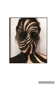 Illusion Face Painting, Halloween Makeup Black And White, Ghost Face Paint, Black And White Illusions, Halloween Sfx, Ghost Makeup, Halloween Makeup Diy, Scary Makeup, Sfx Makeup