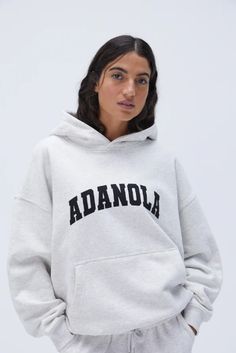 Wish List Ideas Aesthetic, Adanola Aesthetic, Adanola Hoodie, Teenage Clothing, Activewear Trends, Bday List, Yoga Hoodie, Hoodies Aesthetic, Wrinkled Clothes