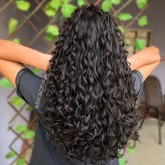 Wavy Curly Hair Cuts, Kpop Hair Color, Curly Afro Hair, Dark Curly Hair, Beautiful Curly Hair, Haircuts For Curly Hair