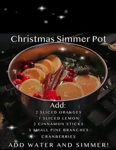 christmas slimmer pot recipe with orange slices and cinnamon sticks