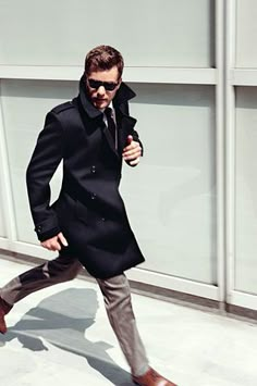 Outerwear Moncler Coat, Joshua Jackson, Jacket Ideas, 70s Party, Look Formal, Outfit Combinations, Winter Coats