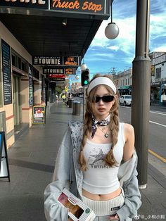 Hiphop Style Outfits, Ae Outfits, Japan Outfits, Fashion Bella, Self Portrait Poses, Aesthetic Outfit Ideas, Lookbook Outfits