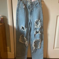 High Waisted, Ripped. Size 26. Brand New With Tags Flare Jeans Y2k, Jeans Urban Outfitters, Slouchy Jeans, Urban Outfitters Jeans, Ripped Mom Jeans, High Waisted Flare Jeans, Low Rise Flare Jeans, Jeans Y2k, Y2k Jeans