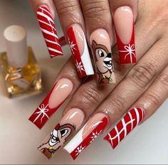 Christmas Art Nails Designs, Nails Natal, Gift Box Pattern, Deer Nails, Deer Gifts, Holiday Glam