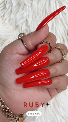 Gold Stiletto Nails, Cute Red Nails, Burgundy Acrylic Nails, Extreme Nails, Lux Nails, Bright Red Nails, Harajuku Anime, Dark Academia Clothes