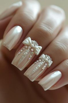 Vintage Wedding Nails For Bride, Wedding Nailart Bride, Country Wedding Nails For Bride, Bride Nails 2024, Nail Bride Wedding, Wedding Nail Designs For Bride 2024, Nail Wedding For Bride, Romantic Nails Brides, Wedding Nails For Bride Pearl