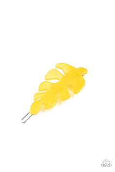 Brushed in a shiny finish, a yellow acrylic leaf delicately pulls back the hair for a seasonal inspired look. Features a clamp barrette closure. Sold as one individual hair clip. Sparkly Fashion, Shopping Jewelry, Feeling Pretty, Yellow Hair, Paparazzi Accessories, Silver Bars, Paparazzi Jewelry, Boutique Jewelry, Selling Jewelry