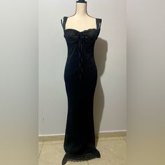 Size Large (Fits Tts Sizes 10/12). Not Recommended For Bigger Bust (Up To A D Cup). Dress Has Stretch And Is Fully Lined. Back Zipper And Floor Length. (I Am 5’ 6” And The Dress Covers My Shoes). Nwot Dress Covers, Cup Dress, Moon Dresses, Black Lace Maxi Dress, Moon Dress, Long Gowns, Big Bust, Lace Maxi, Dress Cover