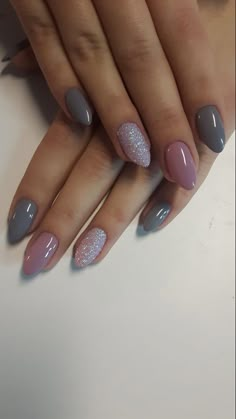 Ombre Nail Design, Short Almond Shaped Nails, Almond Shaped Nails Designs, Grey Nails, Unghie Sfumate, Pink Gel Nails, Almond Shape Nails, Almond Nails Designs, Almond Nail