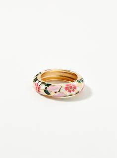 Accessoires > Femme > Bijoux Simons - La bague jardin floral Simons  Un jardin fleuri dans un effet peint à la main prend place sur ce joli accessoire doré   Dimension Largeur : 5 mm Garden Ring, Dream Items, Dainty Jewellery, Women Jewellery, 2024 Christmas, Funky Jewelry