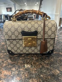 GUCCI Padlock shoulder Bamboo bag GG supreme. Condition is Pre-owned. Shipped with USPS Priority Mail. Cute Dope Outfits, Gucci Bamboo Bag, Gucci Bags Outlet, Gucci Handbags Outlet, Gucci Padlock, High End Handbags, Dream Bags, Luxury Bags Collection, Nike Fashion Shoes