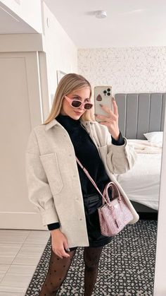 Winter Outfits Las Vegas, Las Vegas Outfit Fall, Las Vegas Winter Outfit Ideas, Vegas Photos, Vegas 2023