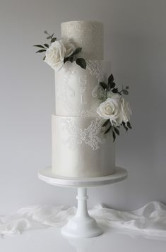 Ivory Wedding Cake. Delicate sugar flowers Tall 3 Tier Wedding Cake, Intimate Wedding Cake, Wedding Cake Quotes, Watercolor Wedding Cake, Planning A Small Wedding, Silver Wedding Cake, 3 Tier Wedding Cakes, Creative Wedding Cakes, Wedding Aesthetics