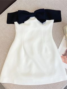 Zingj 2022 Summer New Collection Sleeveless Black Bow Strapless High Waist White Slim Short Dress Women GE647 Dress 18th Birthday, Immagini Grinch, Off The Shoulder Homecoming Dress, Strapless Short Dress, Fest Temaer, Strapless Dresses Short, Fest Outfits, Diy Vetement