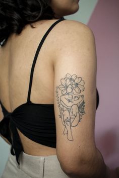 Like Work Sleeve Tattoo, Flower Lady Tattoo, Sleeve Tattoo Black Women, Female Outline Tattoo, Female Sleeve Tattoo Black Women, Female Outline, Tattoo Black Women, Female Sleeve Tattoo, Small Shoulder Tattoos