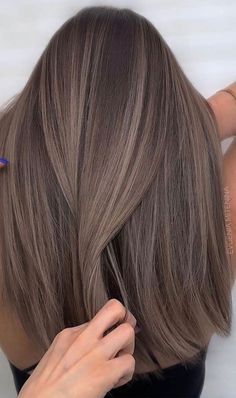 Mushroom Brown, Haircuts Straight Hair, Hair Color Balayage, Hair Inspiration Color