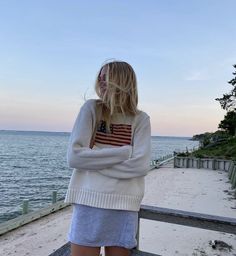 Jcrew 90s Summer, Flag Sweater, Pastel Outfit, Copenhagen Style, Summer 24, How To Pose