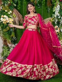 Introducing our astonishing pink zari embroidered georgette lehenga choli with dupatta, the perfect attire for weddings and special occasions. Made from high-quality pink-color georgette material, this lehenga features exquisite sequin work and zari embroidery, adding a touch of elegance and glamour to your look.
The set includes a matching color choli that is embellished with georgette material, sequin, and zari embroidered work. Completing the look is a net dupatta in a similar color, designed Traditional Pink Georgette Lehenga, Pink Bollywood Lehenga With Dabka Work, Pink Dabka Work Choli For Reception, Pink Lehenga With Gota Work For Navratri, Bollywood Style Pink Lehenga With Dabka Work, Pink Gota Work Lehenga For Navratri, Pink Navratri Lehenga With Gota Work, Pink Lehenga With Dabka Work In Traditional Drape, Pink Lehenga With Dabka Work