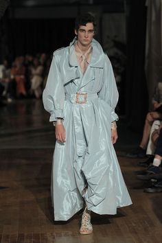 Drag Clown, Spain Spring, Palomo Spain, Genderless Fashion, Vogue Men, Runway Outfits, Male Fashion Trends, Androgynous Fashion