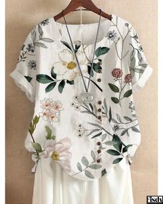 Fisdy - Camisa casual estampada de lino de algodón atemporal - Corte holgado moderno con mangas cortas Linen Fashion, Couture Mode, Linen Tshirts, Retro Mode, Plus Size Kleidung, Floral Print Shorts, Women Shirts Blouse, Blouse Styles, Summer Tops