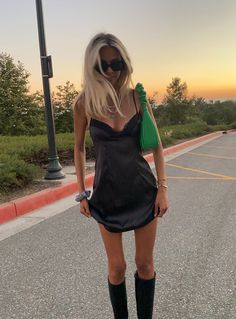 Mini dress 100% polyester Adjustable shoulder straps Fixed bow at bust Invisible zip fastening at back Lined bust Elegantes Party Outfit, Look Disco, Winter Mini Dresses, Fest Outfits, All Black Dresses, Mini Dress Outfits, Mode Inspo, Going Out Outfits, Buy Now Pay Later