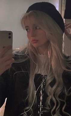 Short Grunge Hair, Character Makeup, Grunge Hair, Girls Life, Aesthetic Hair, Aesthetic Girl, Pretty Woman, New Hair, Hair Inspo