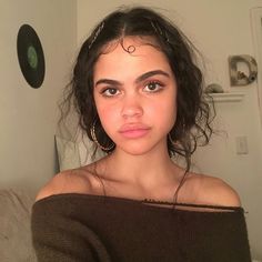 https://www.instagram.com/p/BPEOaRtlT3z/ No Make Up Make Up Look, Beauty Aesthetic, Pretty Face, Hair Goals, Hair Inspo, Curly Hair, Pretty People, Beautiful People