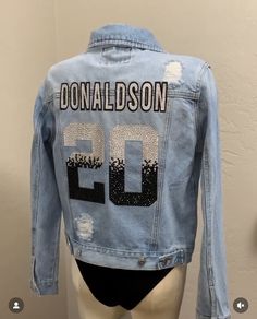 Jean Jacket Outfits For Women, Men Jacket Outfit, Denim On Denim Outfit Winter, Outfit Jeans Jacket, Jean Jacket Outfits Winter, Leather Jacket Outfit Women, Denim Outfit Winter, Leather Jacket Outfit Winter