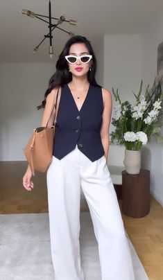 Business Casual Office Outfits, Casual Office Outfits, Linen Summer Outfits, Waistcoat Outfit, Women Waistcoat, Fashion Workwear, Executive Fashion, Look Office, Dressy Casual Outfits