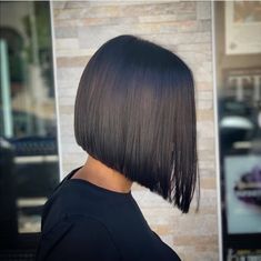 Shoulders Haircut, Triangular Bob, Triangular One Length, Above The Shoulder Haircuts, Above Shoulder Hair, Graduated Haircut, One Length Haircuts, Bob Hairs, Shoulder Haircut