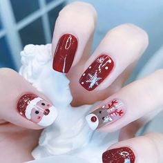 24-Piece Christmas Nail Art Set - Red Toned Short Oval Nail Tips With Glossy Finish Featuring Cute Santa, Reindeer & Snowflake Designs Christmas Nail Ideas, Holiday Nail Designs, Subtle Nails, Christmas Nails Easy, Christmas Nail Art Designs