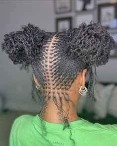 The Original Braid Goat 🐐💜 | Braider + Loctician | Become an IT girl 🤍 Hair freedom + Versatility? What more can you ask for. Microlocs are IT and the girlies are loving it! If you were... | Instagram Microloc Grid, Microloc Inspiration, Locs Journey, Twists Hairstyles, Hair Twists, Accepting New Clients, Sister Locs, Hairstyles Pictures