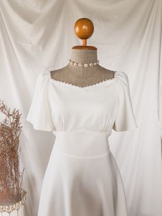 Elegant Summer Baptism Dress For Wedding, Elegant Summer Baptism Dress, White Fitted Victorian Summer Dress, Fitted Vintage White Victorian Dress, Cottagecore Vintage White Dress, White Victorian Vintage Summer Dress, Wedding Dress Victorian, Vintage White Wedding, Retro Summer Dress