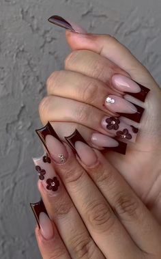 Brown Nails With 3d Flower Design, Brown Nails With Flower Design, Simple Long Acrylic Nail Designs, Pink And Brown Acrylic Nails, Brown Inspo Nails, Dream Nails Acrylic, Pink And Brown Nails Acrylic, Simple Acrylic Nails Long Square, Brown Acrylic Nail Ideas