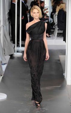 Evening Black Dresses, Jacques Fath, Paris Haute Couture, Dream Dresses, Classy Style, Looks Black, Full Length Dress, Black Evening Dresses