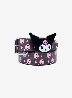 This belt is for baddies only! It features a mini plush of Kuromi's face at the front  while the rest of the faux leather belt is decorated with pink skulls and hearts.Small: 28-30 inchesMedium: 32-34 inchesLarge: 36-38 inchesX-Large: 40-42 inchesMan-made materialsImported Scenecore Accessories, Kuromi Plush, Scene Accessories, Blair Witch Project, Hello Kitty House, Disney Dragon, Exploding Kittens, Emily The Strange, Bee And Puppycat