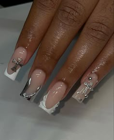 Romeo Santos Concert Nails, Medium Nails Baddie, Short Birthday Acrylic Nails, White Prom Nails Short, Med Nail Designs, French Birthday Nails, Nail Designs Birthday Ideas, Unique Acrylic Nails Short, Nails Rhinestones Design