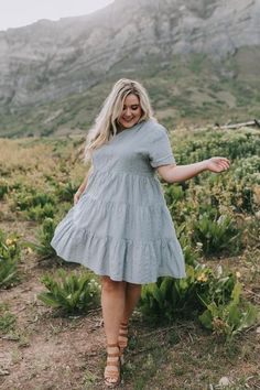 Plus Size Fotografie, Dresses For Apple Shape, Senior Photo Outfits, Vestido Plus Size, Estilo Preppy, Plus Size Beauty, Plus Size Summer