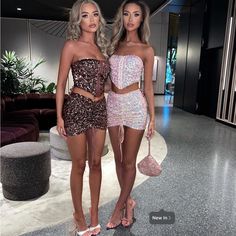 Brand New Two Piece Beautiful Sparkly Pink Set. Perfect For A Date Night Or Girls Night Out. #Sorelleuk #Boohoo #Forever21 #Prettylittlething #Boutique #Twopiece #Datenight #Ohpolly #Fashionnova #Shein #Zara #Forever21 #Boohoo #Princesspolly #Handm #Prettylittlething #Streetwear #Hotgirloutfit #Birthdayoutfit #Goingout Sequin Two Piece, Girly Pics, Pink Set, Girly Pictures, Pink Brand, Girls Night Out, Birthday Outfit, Princess Polly, Girls Night