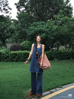 Dress Over Jeans Outfit Japanese, Dress Over Jeans Korean, 90s Fashion Outfits Vintage, Japanese Outfits Street Style, Vietnam Outfits, Korean Dressing, Dress Over Jeans, Dress Over Pants, Hello Saturday